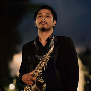 Anggi Harahap – Saxophone