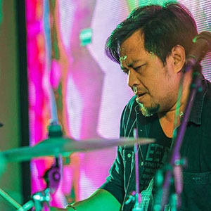Bogie Prasetyo – Drums