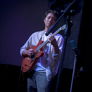 Vw Ogie – Guitar